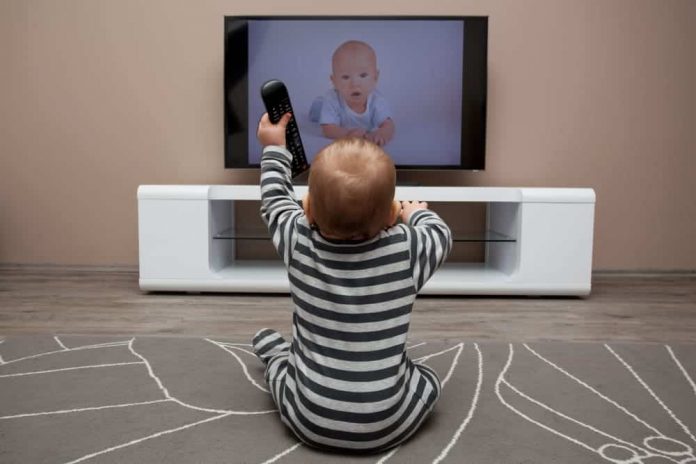 shutterstock_129881450 televisión